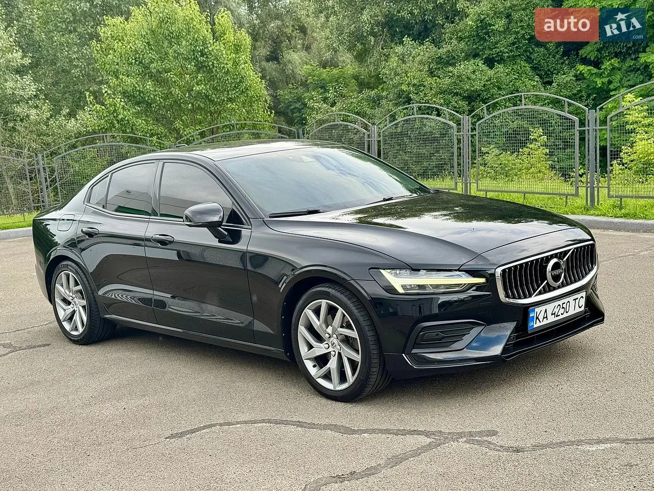 Volvo S60 2020 photo 4