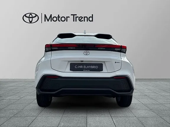 Toyota C-Hr 2025 photo 4