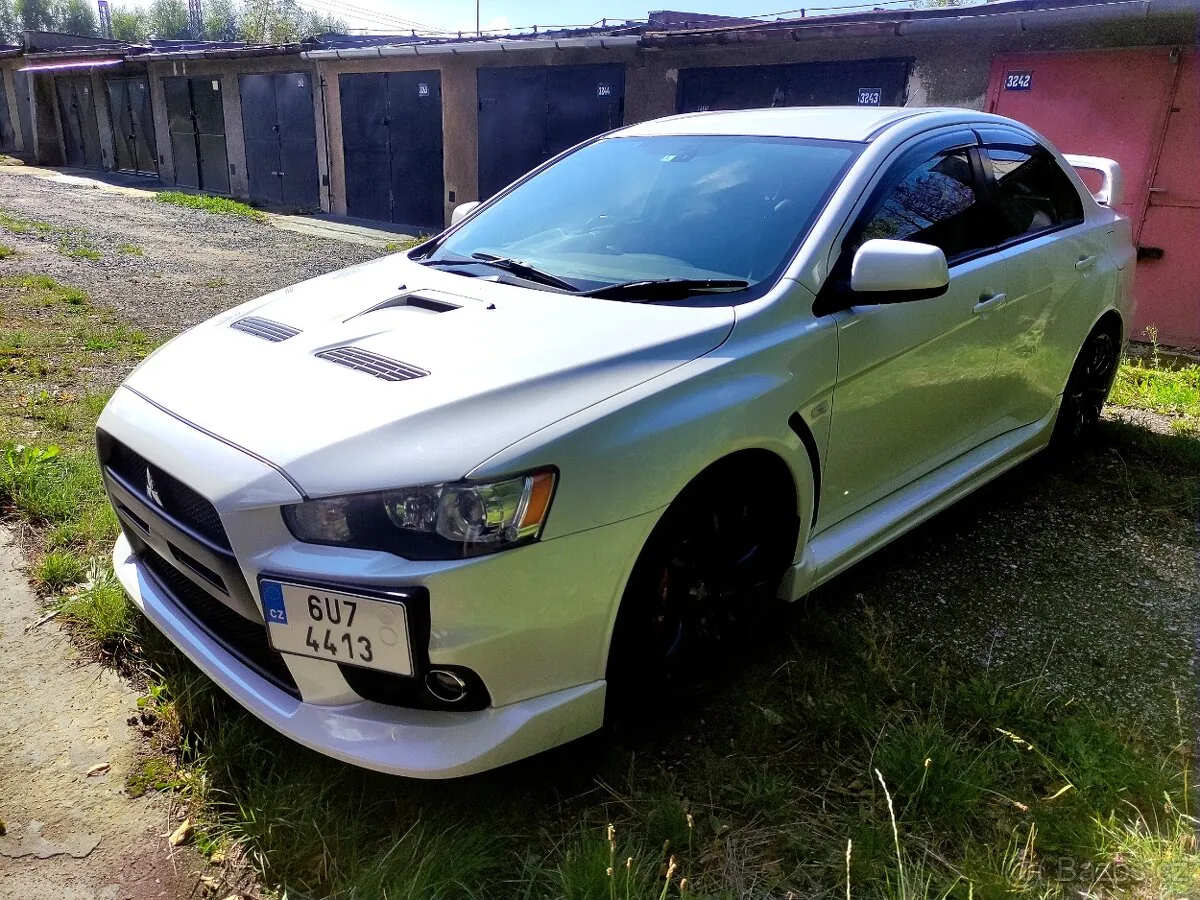 Mitsubishi Lancer Evolution X