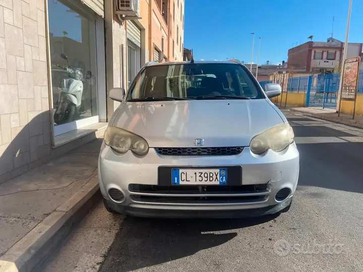 Honda Hr-V 2004 photo 2