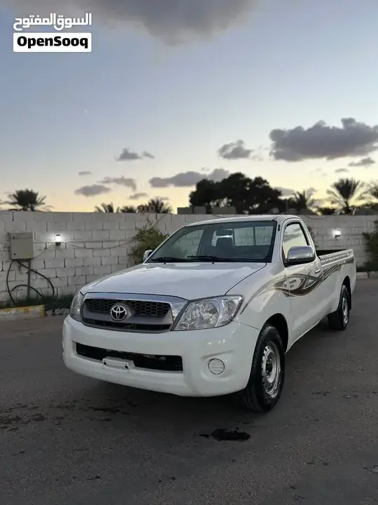 Toyota Hilux 2010 photo 3