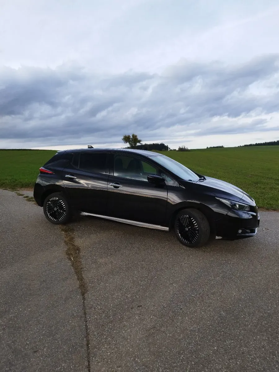 Nissan Leaf 2022 photo 3