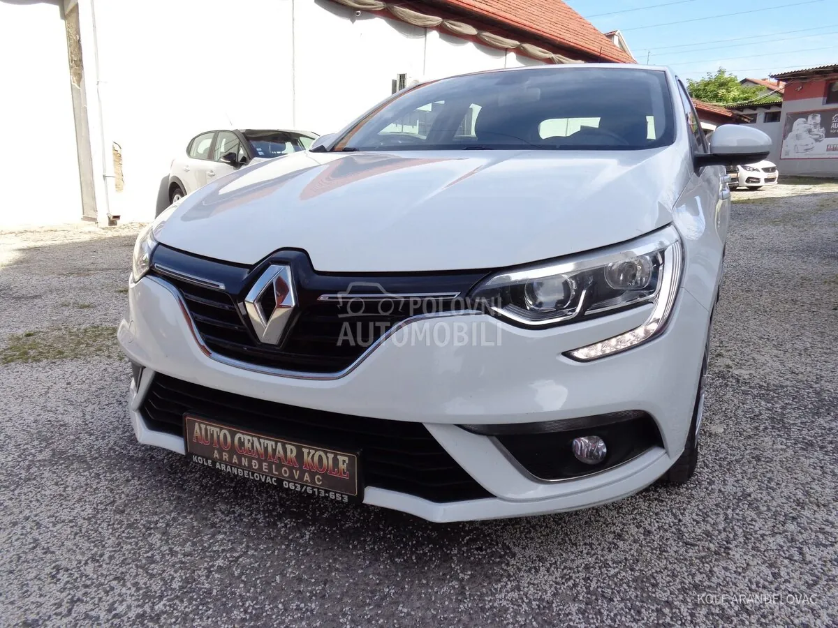 Renault Megane 2019 photo 3