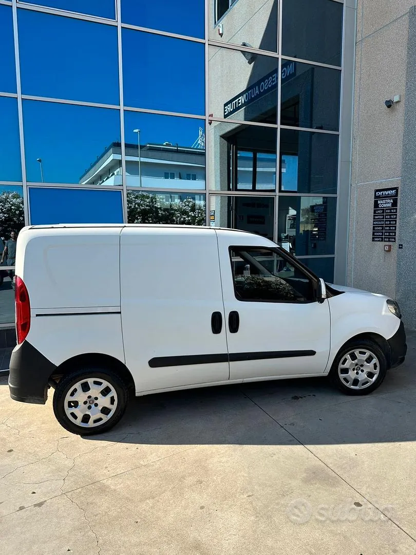 Fiat Doblò 2017 photo 2