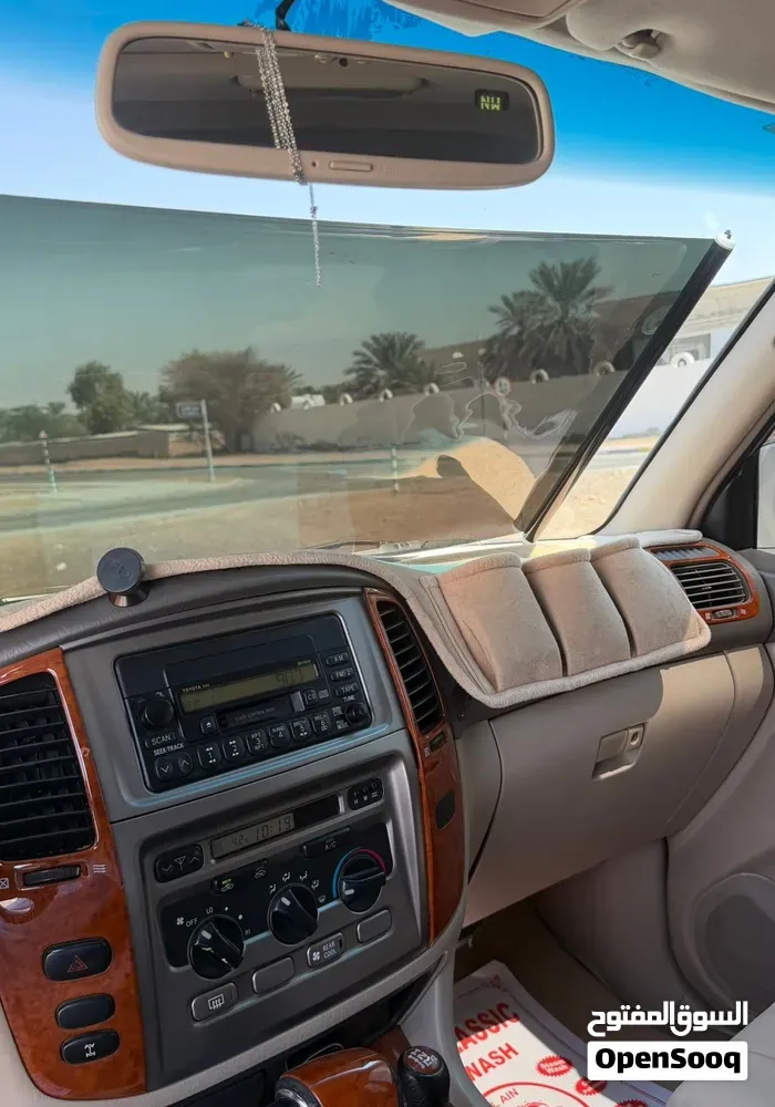 Toyota Land Cruiser 2005 photo 3