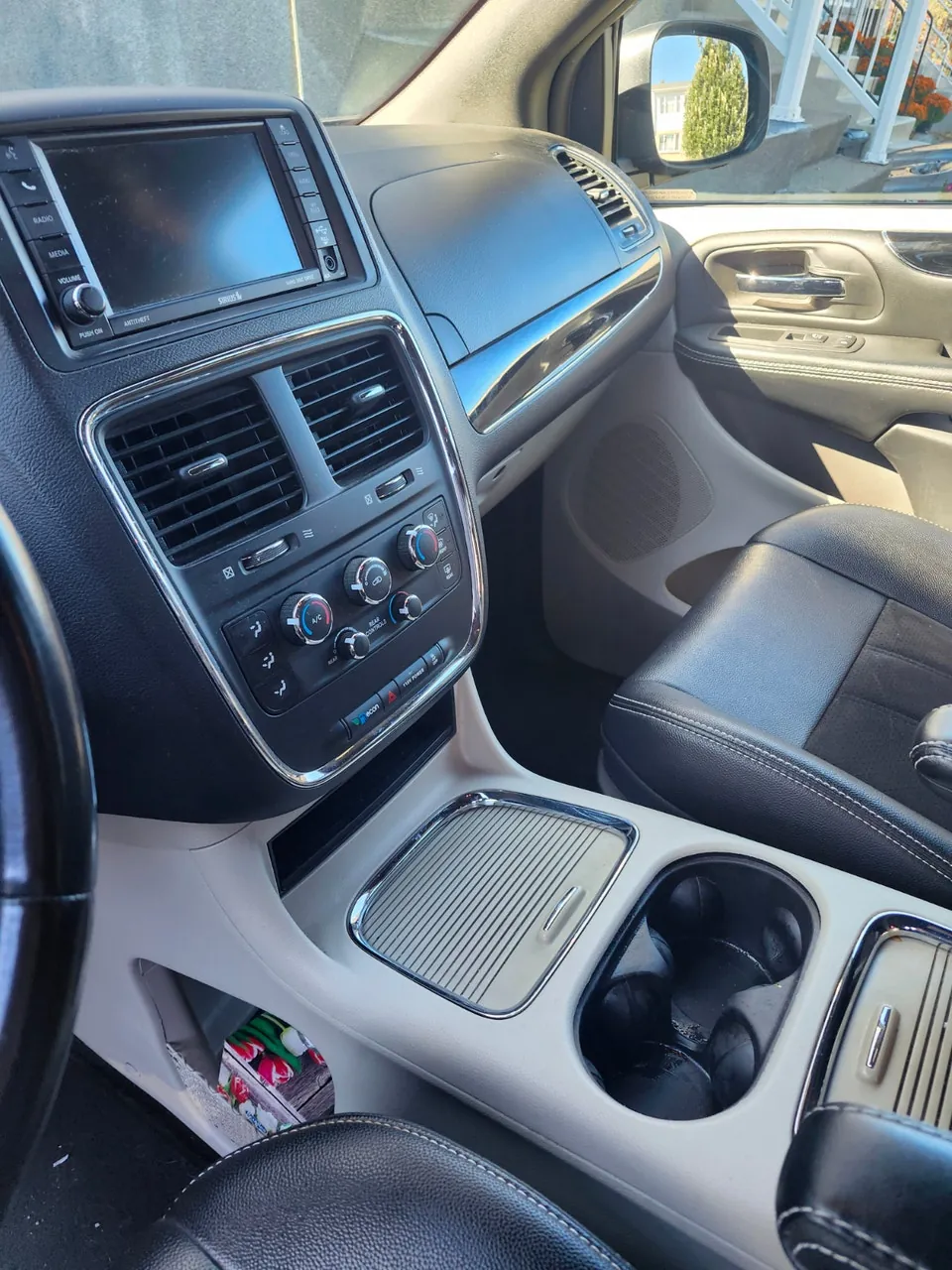 Dodge Caravan 2019 photo 4
