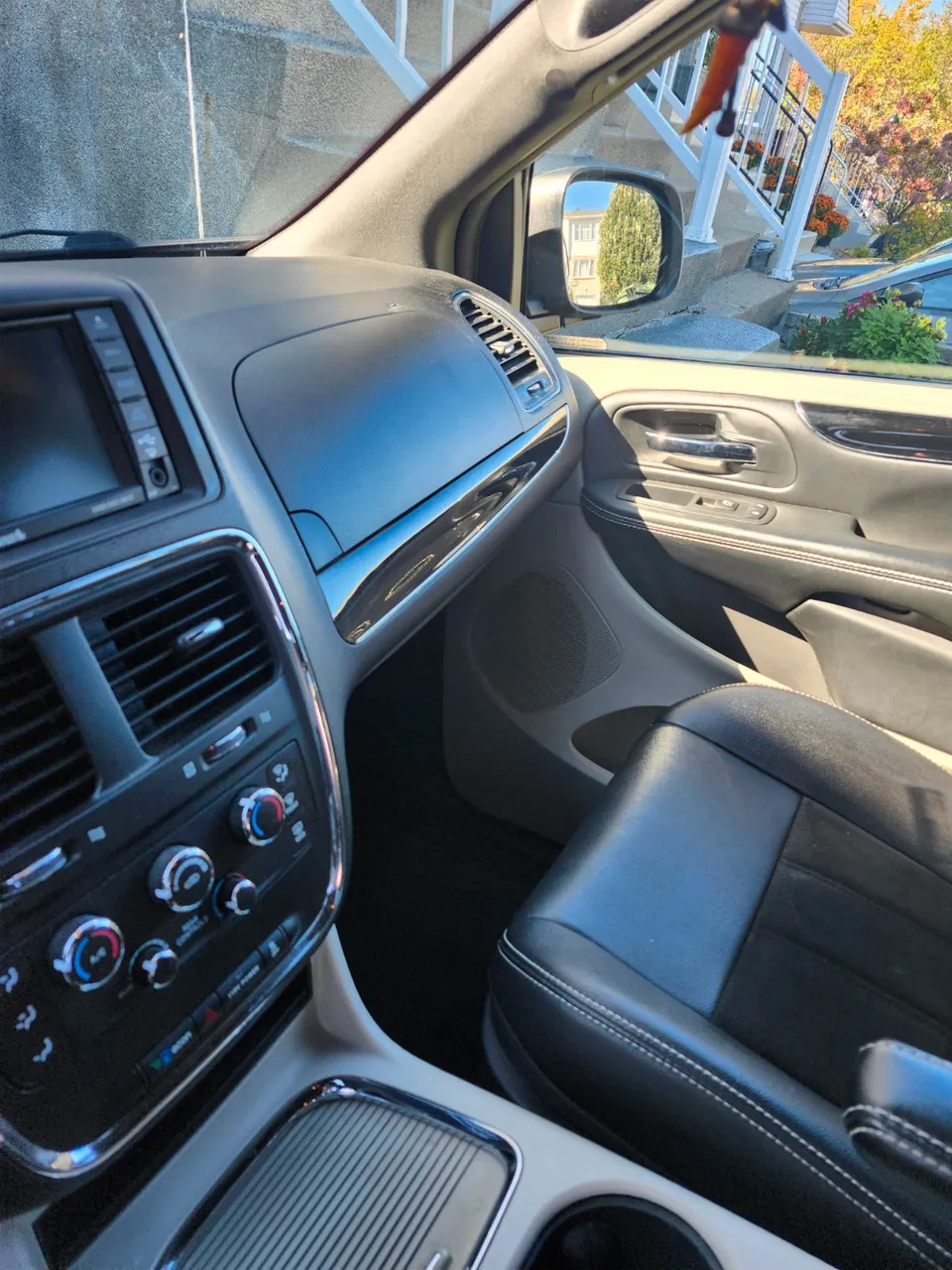 Dodge Caravan 2019 photo 3