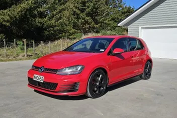 Volkswagen Golf 2013 photo 3