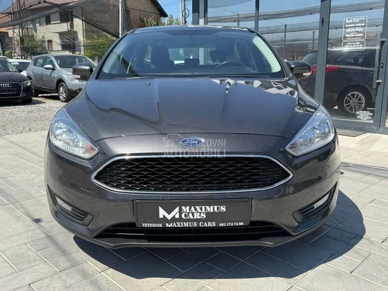 Ford Focus 2018 photo 2
