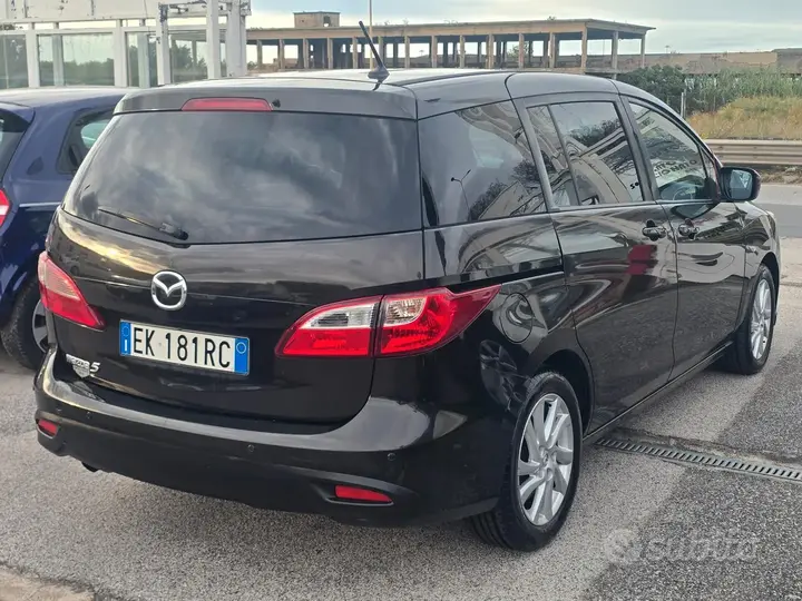 Mazda 5 2011 photo 5