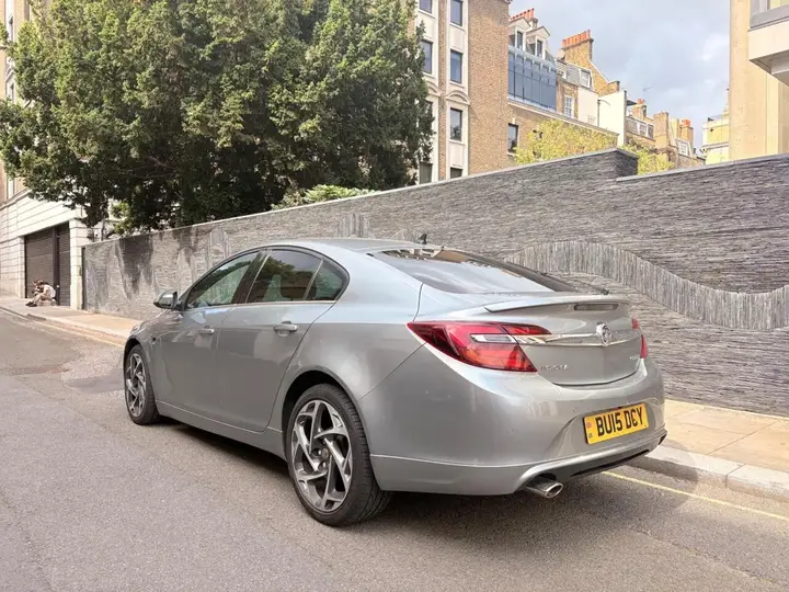 Vauxhall Insignia 2015 photo 5