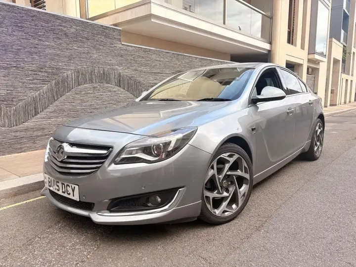 Vauxhall Insignia 2015 photo 4