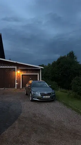 Skoda Superb 2017 photo 2