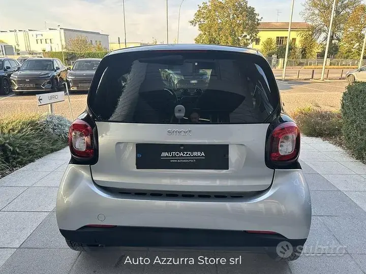 Smart Fortwo 2017 photo 5