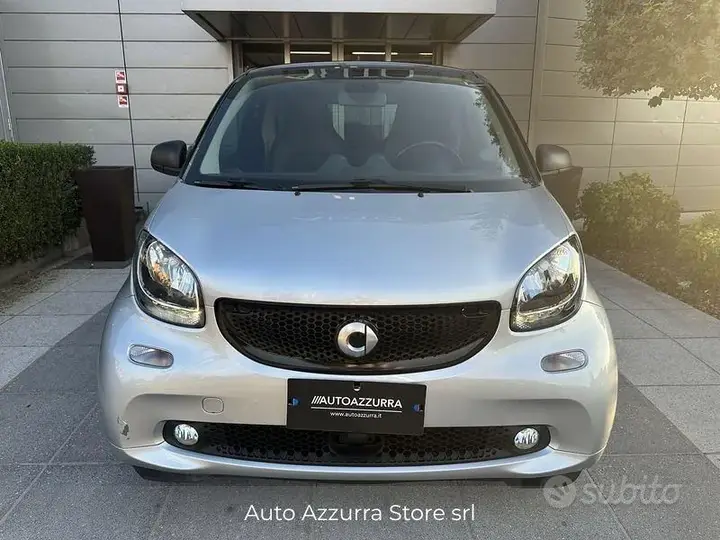Smart Fortwo 2017 photo 2