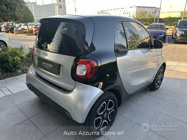 Smart Fortwo 2017 photo 4