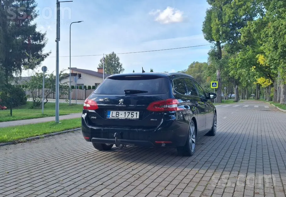 Peugeot 308 2014 photo 3