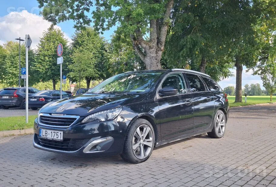 Peugeot 308 2014 photo 2