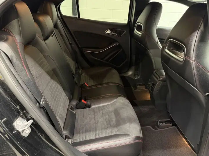Mercedes-Benz Gla 2018 photo 5