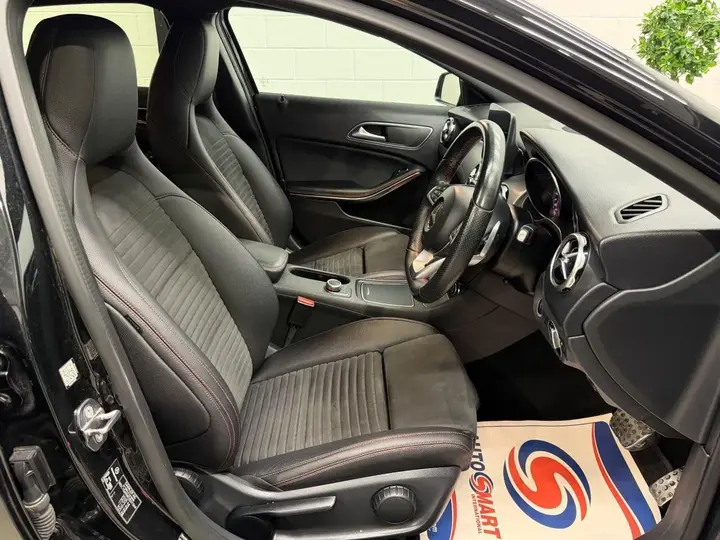Mercedes-Benz Gla 2018 photo 2