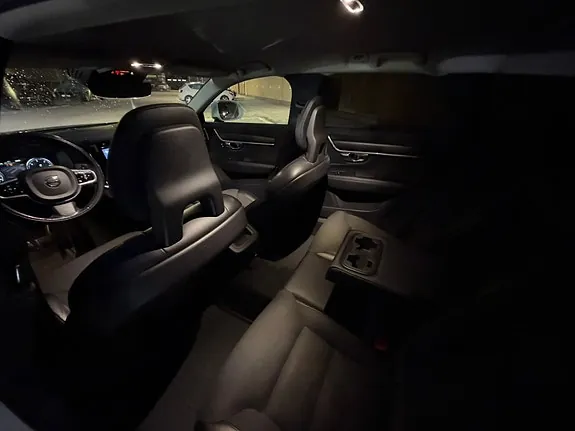 Volvo V90 Cross Country 2017 photo 4