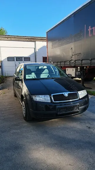 Skoda Fabia 2002 photo 2