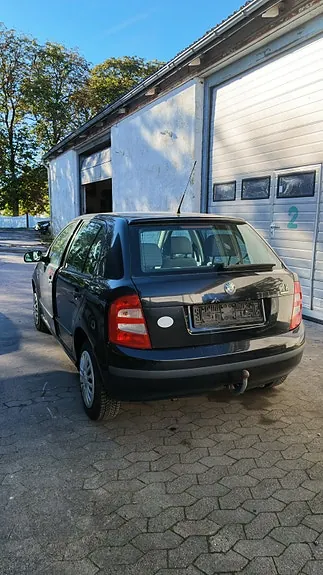Skoda Fabia 2002 photo 4