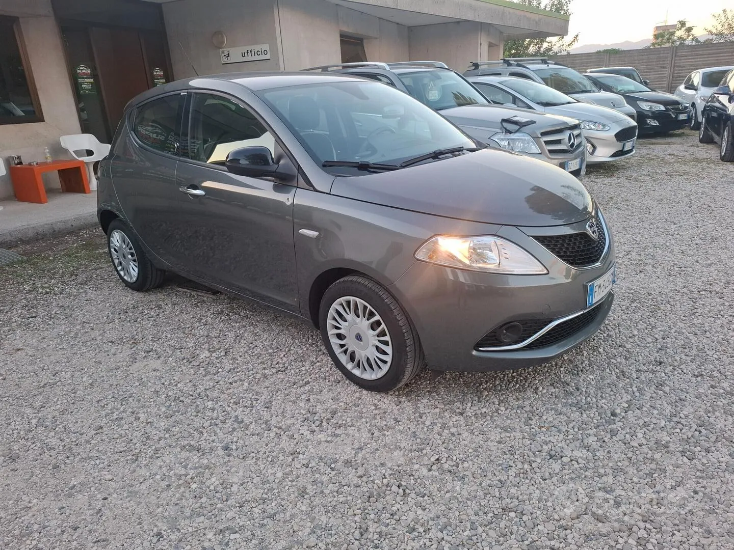 Lancia Ypsilon 2017 photo 2