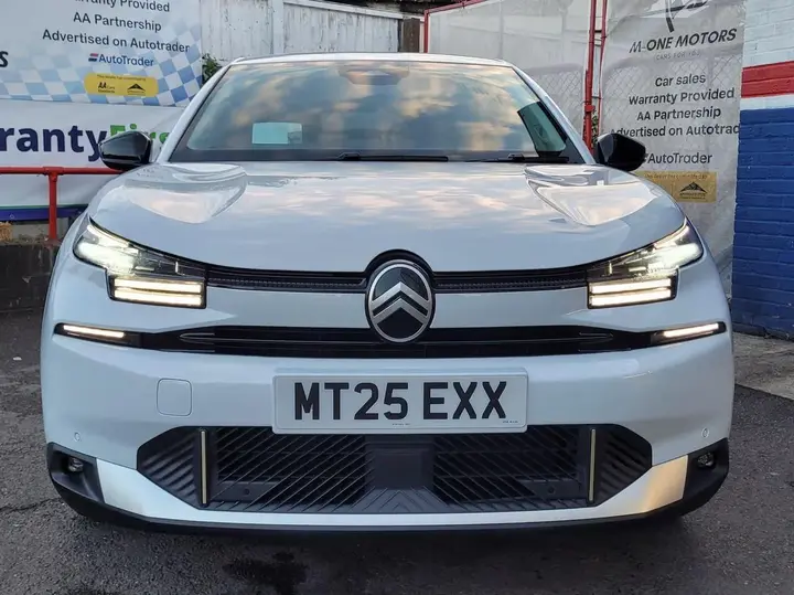 Citroen C4 2025 photo 2