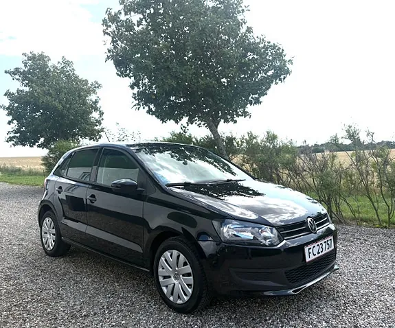 Volkswagen Polo 2011 photo 3