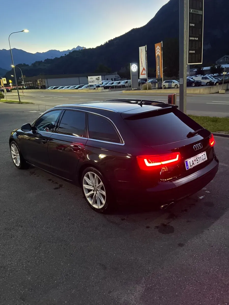 Audi A6 Avant 2012 photo 3
