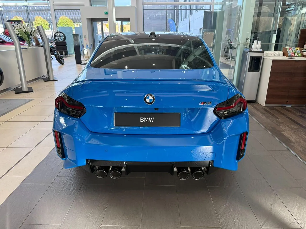 BMW M2 2023 photo 5