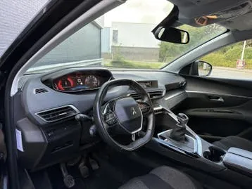 Peugeot 5008 2018 photo 3