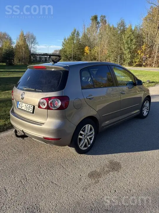 Volkswagen Golf Plus 2012 photo 4