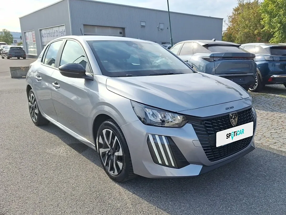 Peugeot 208 2025 photo 3