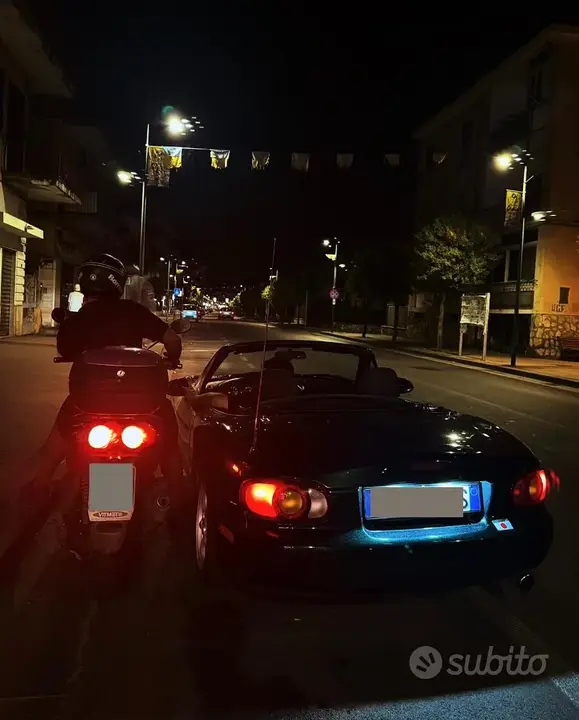 Mazda Mx-5 2000 photo 4