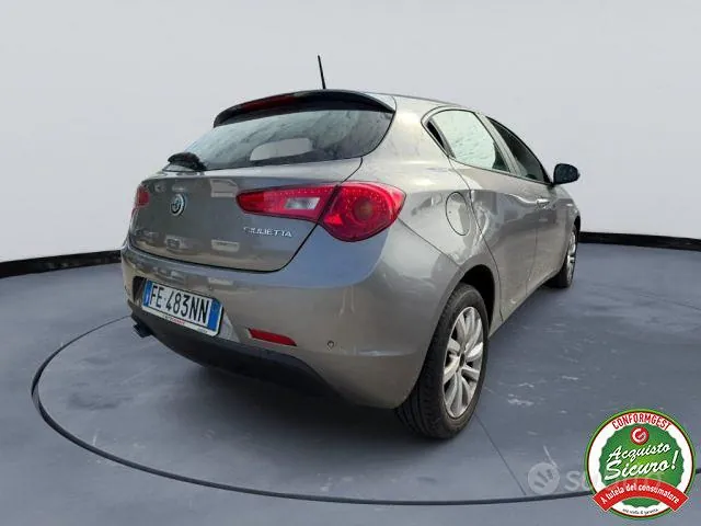 Alfa Romeo Giulietta 2016 photo 3