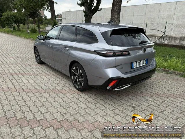 Peugeot 308 2024 photo 3
