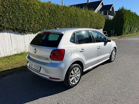 Volkswagen Polo 2015 photo 5