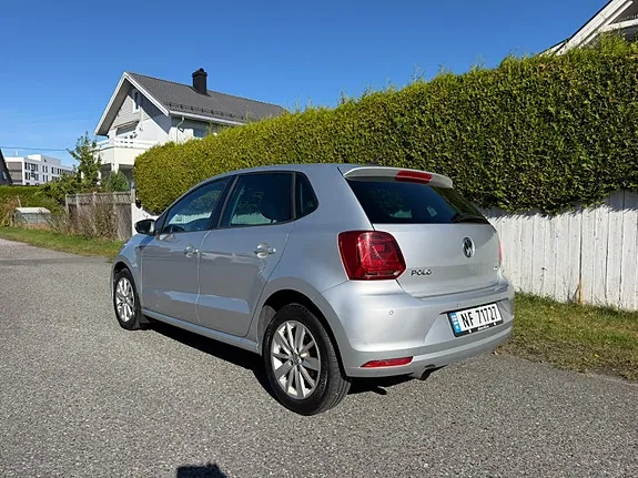 Volkswagen Polo 2015 photo 3