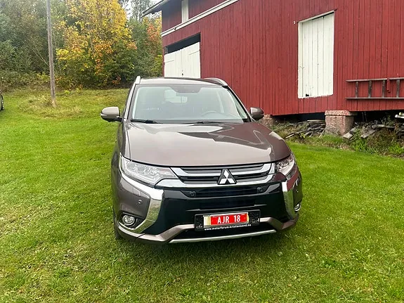 Mitsubishi Outlander 2016 photo 5