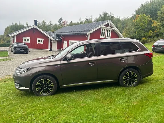 Mitsubishi Outlander 2016 photo 3