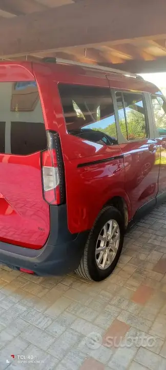 Ford Tourneo Courier 2025 photo 2