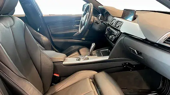 BMW 320 2018 photo 3