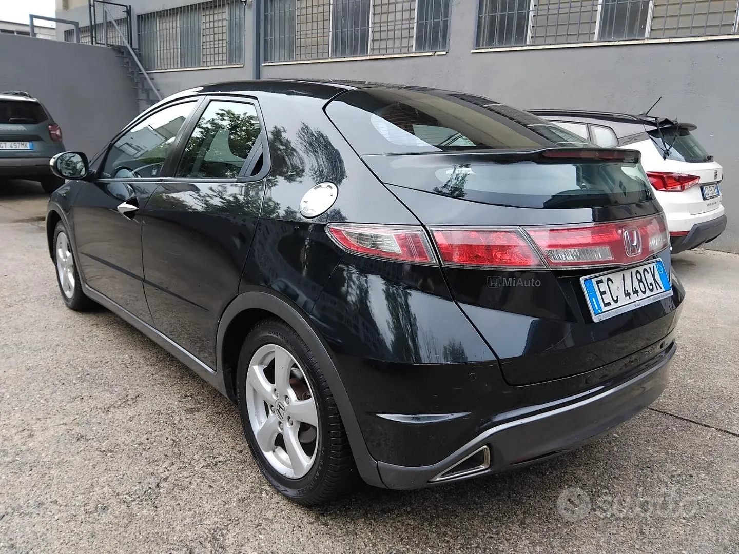 Honda Civic 2010 photo 2