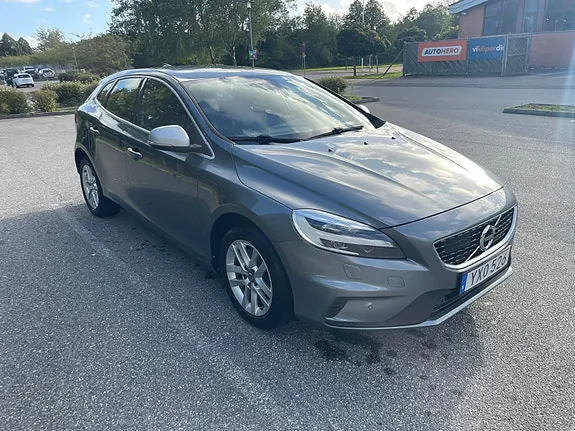 Volvo V40 2018 photo 4