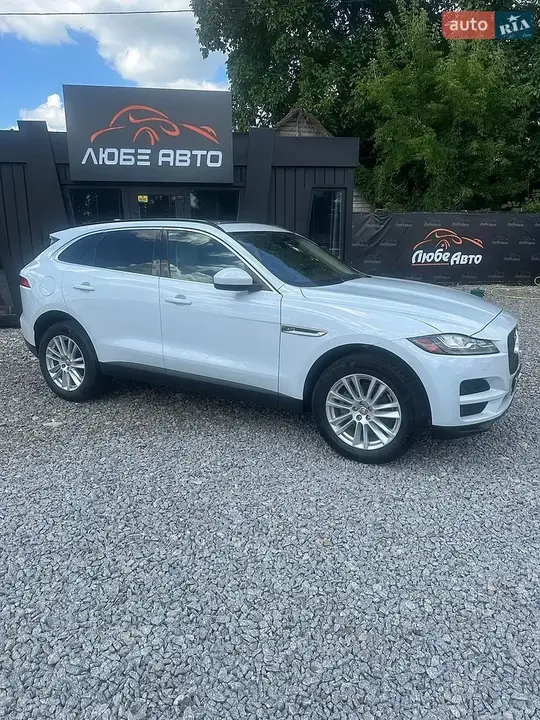 Jaguar F-Pace 2017 photo 5