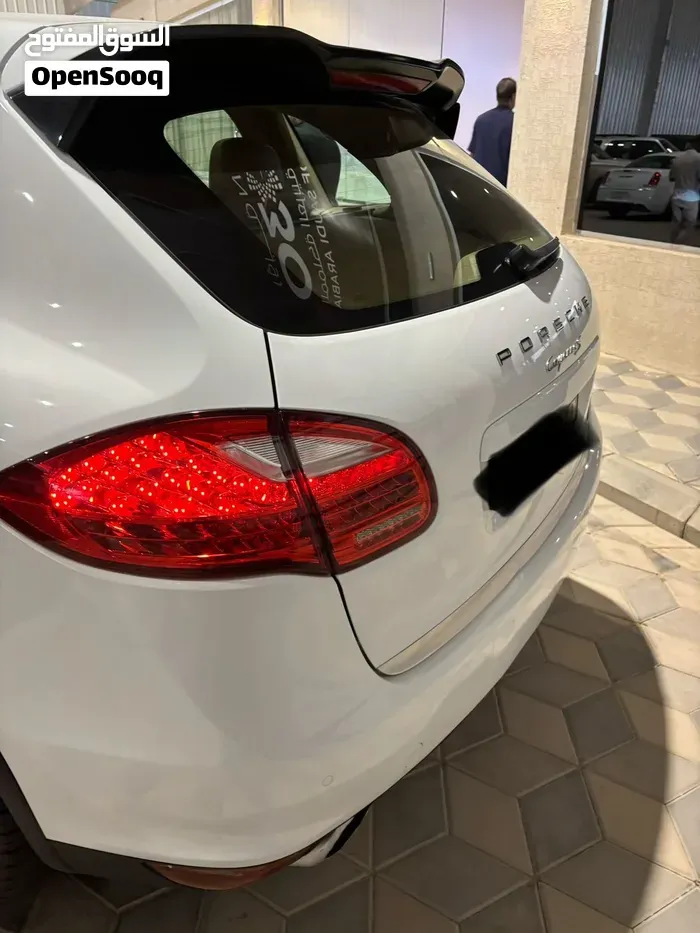 Porsche Cayenne S 2013 photo 3