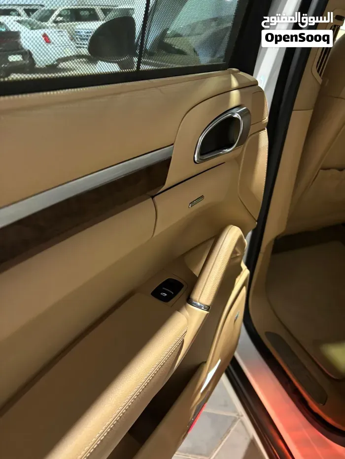 Porsche Cayenne S 2013 photo 4