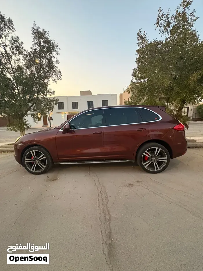 Porsche Cayenne S 2013 photo 5